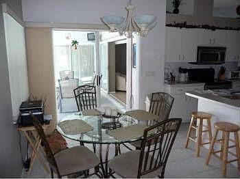 5th image of 403 Dorchester Dr