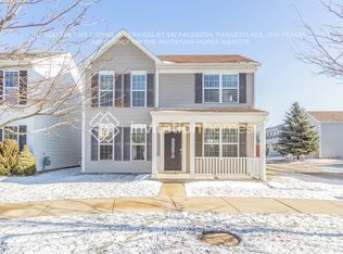 840 Serendipity Dr, Aurora, IL 60504