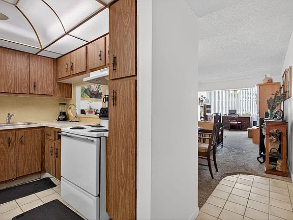 4th image of 3050 Holiday Springs Boulevard #108