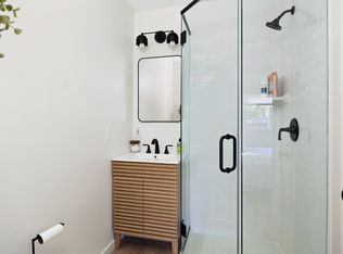 107 Rivershore Dr #103, Elk Rapids, MI 49629