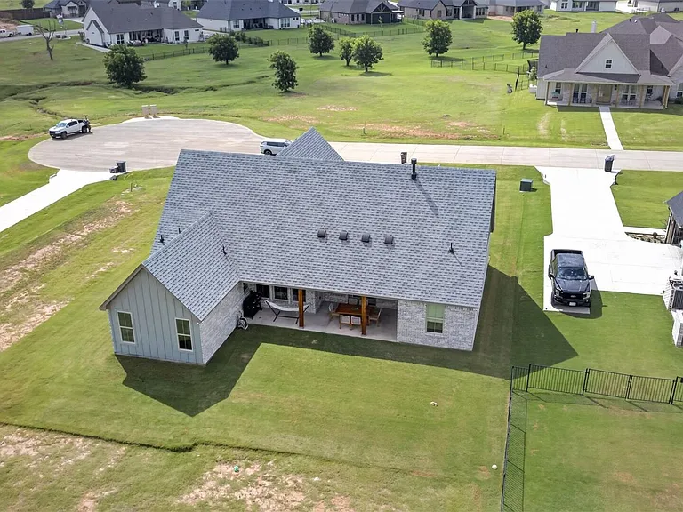 2604 Candlestick Dr — Photo 32