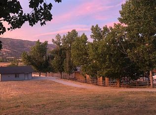 30201 Sunland Way, Tehachapi, CA 93561