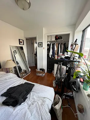 Rented by Delmark Realty LLC | media 56