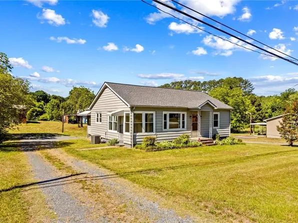 3755 Bringle Ferry Rd, Salisbury, NC 28146