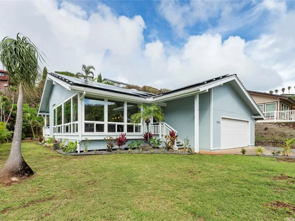 7424 Ainanani Pl, Honolulu, HI 96825
