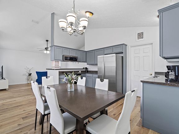 5th image of 115 Seagrass Way