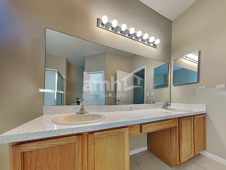 1345 Brooke View Dr — Photo 12