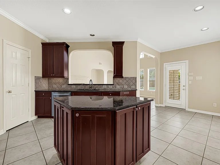 3906 Point Cuero Ct — Photo 10