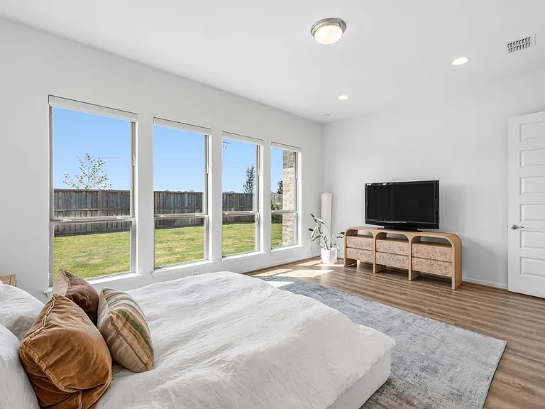 11951 Sawgrass Dr — Photo 13