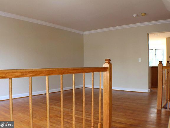 4th image of 6069 Joust Ln