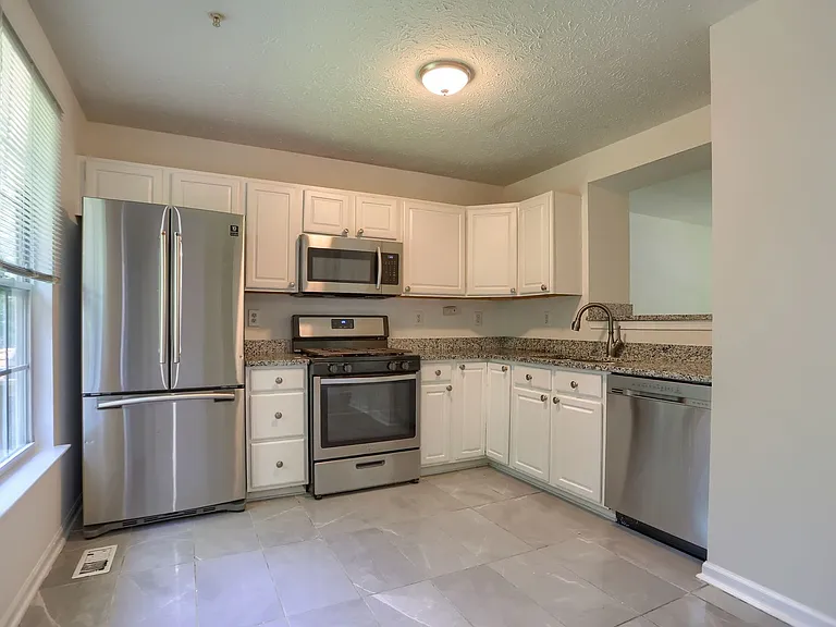32 Gwynnswood Rd — Photo 7