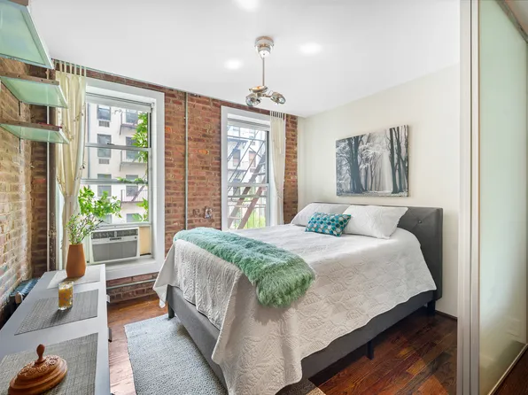 186 East 2nd Street 8 image 3 of 6