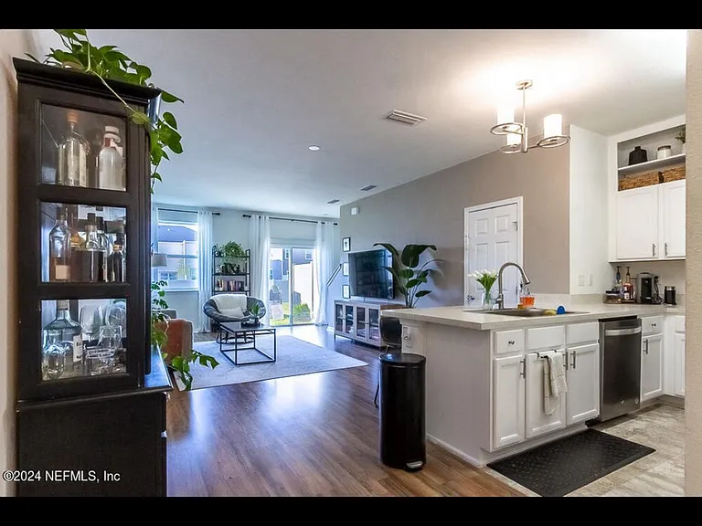 7841 Merchants Way — Photo 3