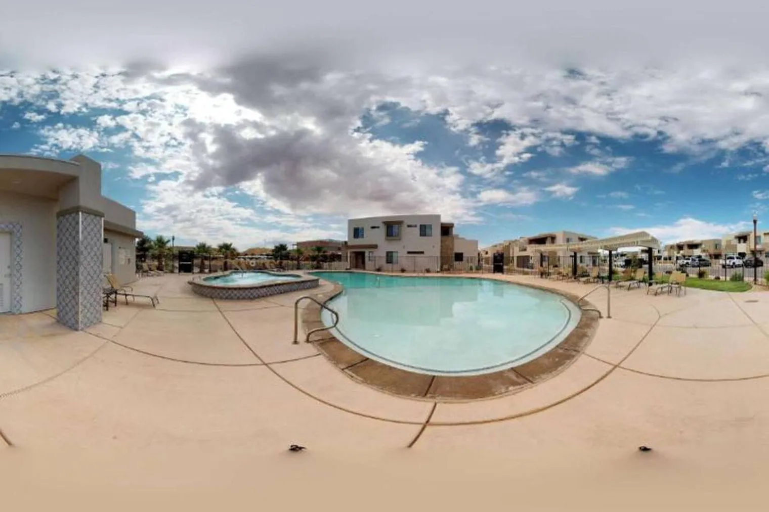 4 bed, 4.0 bath, 1700 sqft, $4,491 — Photo 2