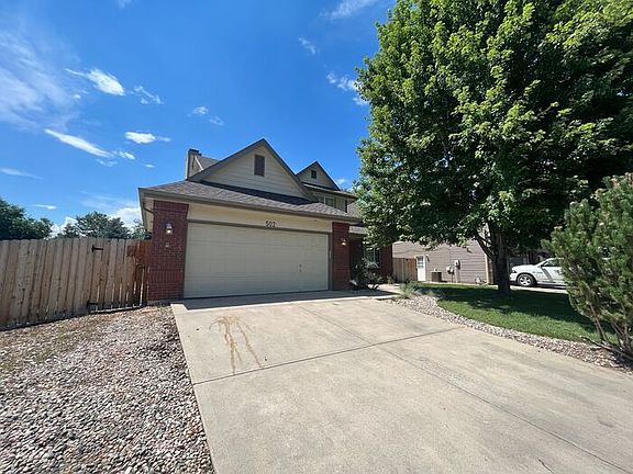 2nd image of 502 Parkwood Dr