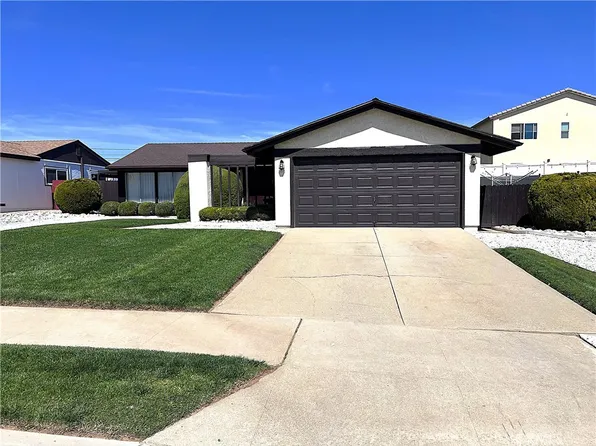 4971 W Gilman St, Banning, CA 92220