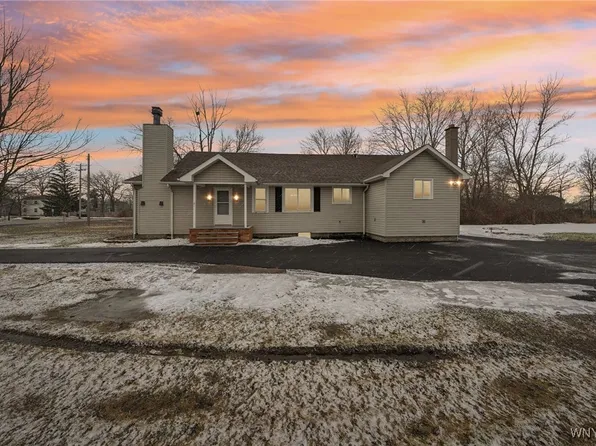 986 Baseline Rd, Grand Island, NY 14072