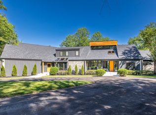 633 Rocky Point Rd, Cordova, TN 38018