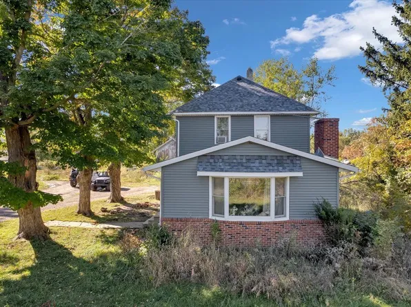 3753 Klam Rd, Columbiaville, MI 48421