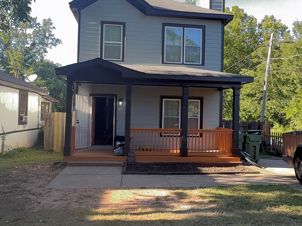 1st image of 831 Kennedy St NW