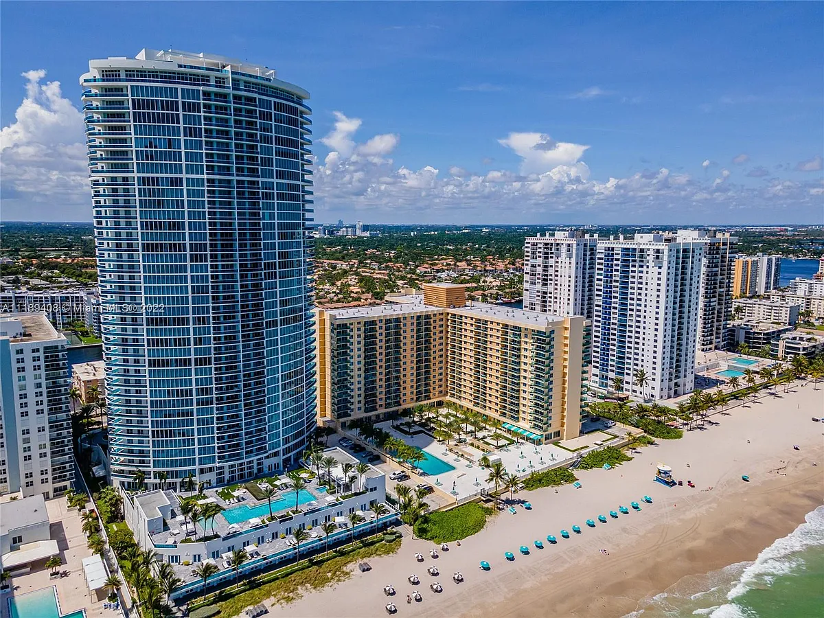 Building Photo - 2501 S Ocean Dr #1227