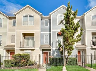 3214 Chenevert St, Houston, TX 77004