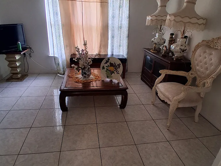 1067 Dudley Dr — Photo 6