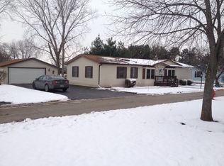 140 Seneca Trl, Marengo, IL 60152