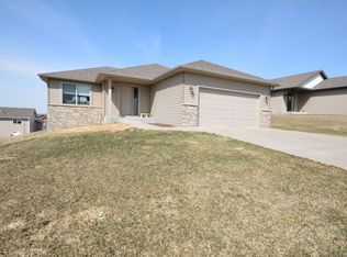 5845 Lloyd St NW, Rochester, MN 55901