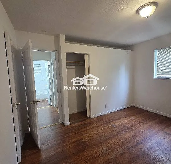 10732 Spring Garden Dr — Photo 16