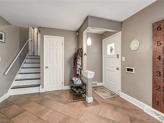 3rd image of 22338 Marleen Dr