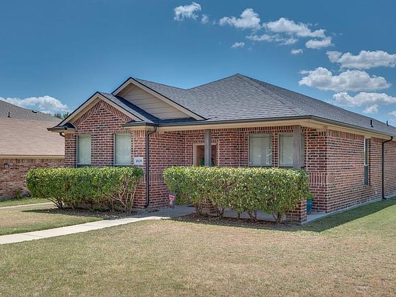 3rd image of 10239 Holly Grove Dr