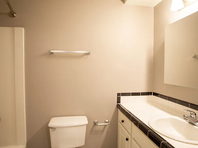 5025 S Corbett Ave #19 — Photo 11