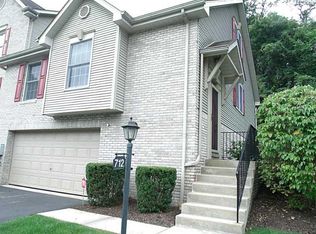 712 Cherry Blossom Ct, Delmont, PA