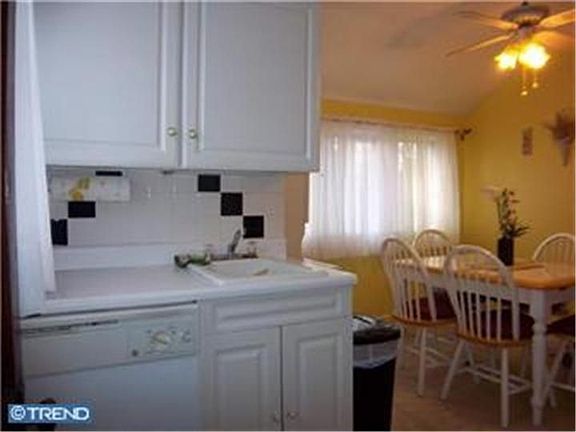 3rd image of 1022 Delsea Dr