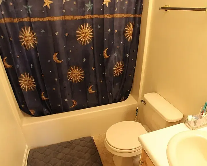 3 bed, 1332 sqft, $1,700 — Photo 2