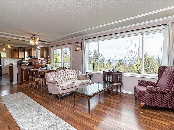 3rd image of 10190 View St