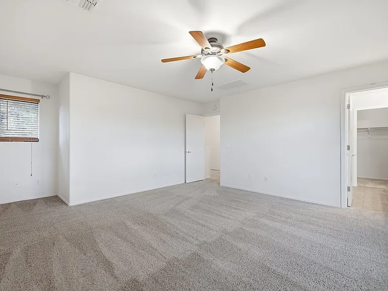 6790 S Parliament Dr — Photo 20