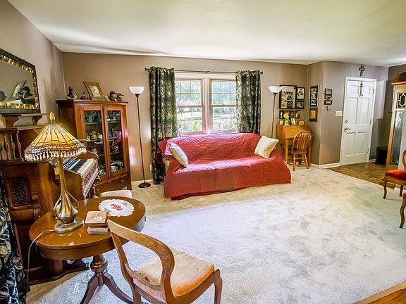 5th image of 5418 Hillside Ln