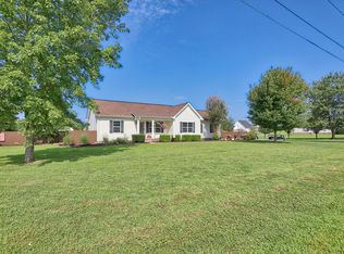 3174 Carol Ln, Cross Plains, TN 37049