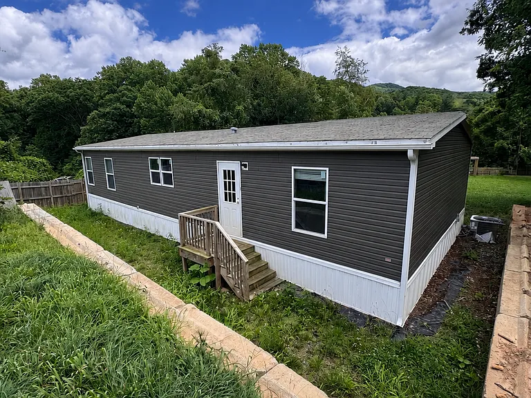 27 Dew Drop Rd — Photo 3