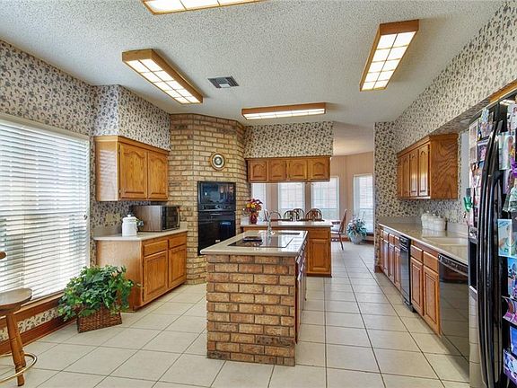 5th image of 3617 Lake Aspen Dr W