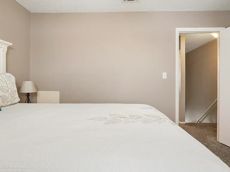 2518 Johnson Dr — Photo 23