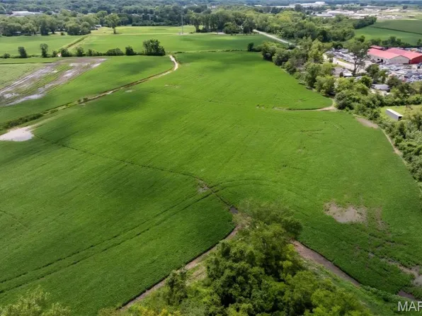 1735 Cherokee Ave, Caseyville, IL 62232