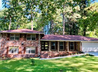 2785 Indian Trail Dr, Tucker, GA