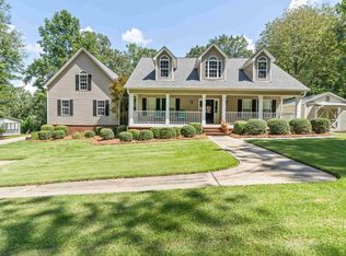 201 Hidden Lakes Dr, Gray, GA 31032