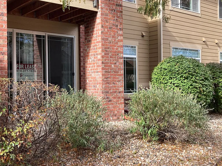 2450 Windrow Dr #D104 — Photo 24