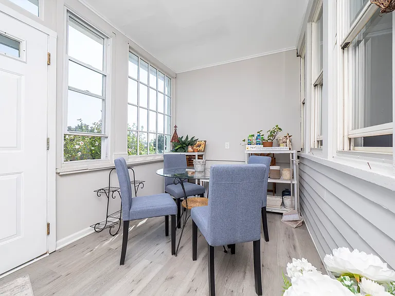 33 Seaview Ave #1B — Photo 4