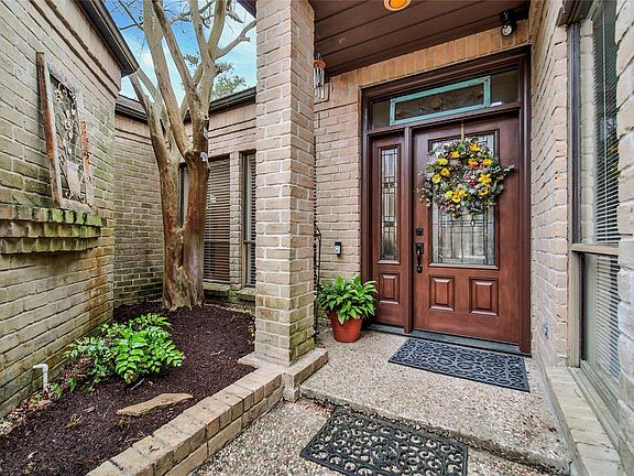 2nd image of 3319 Village Falls Ct