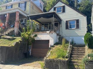 734 McKinley Ave, East Vandergrift, PA 15629